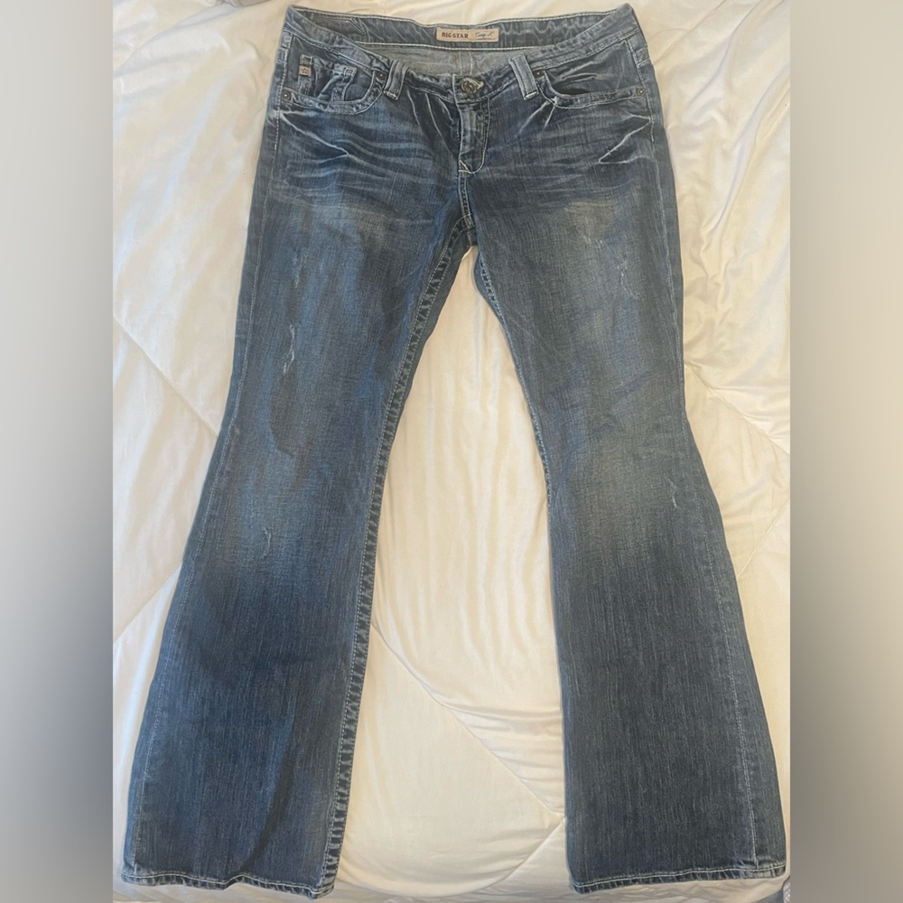 Low rise bootcut y2k jeans distressed wash embroidered bedazzled pockets